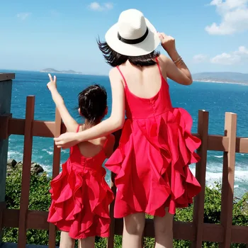 Matka a Dcéra Rovnaké Elegantné Party Šaty Červené Mamička a Dieťa Dievčatá Beach Oblečenie Dovolenku Šaty pre Ženy 2023 Oblečenie